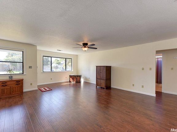 3rd image of 7933 Alma Mesa Way
