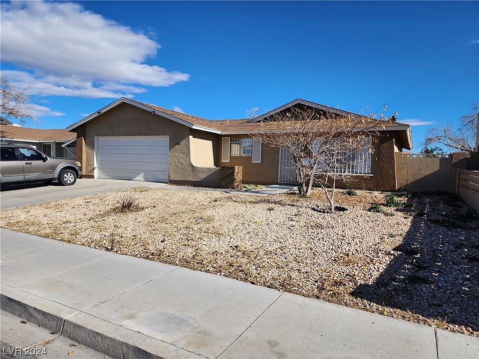 1st image of 1805 Blue Mountain Dr