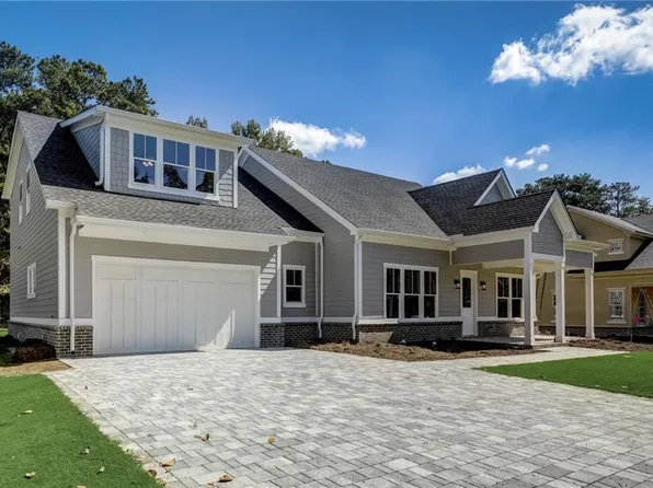 165 Manning Dr, Alpharetta, GA 30009