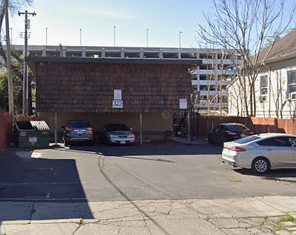 1st image of 322 W Oak St APT F