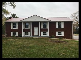 575 Gourdneck Rd, Tullahoma, TN 37388