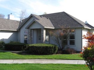 1206 Osprey Dr, Grants Pass, OR 97526