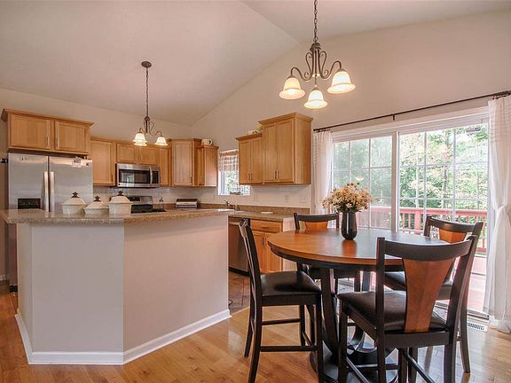 5th image of 280 Dolores Dr