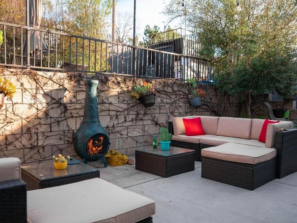 Common Area Patio