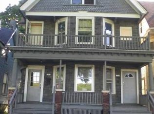 1019 S 25th St #A, Milwaukee, WI 53204