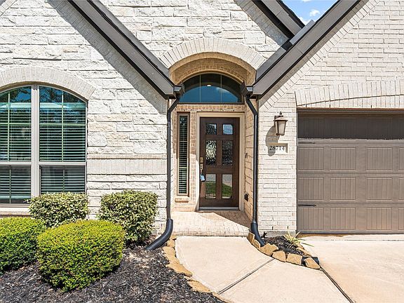 4th image of 28714 Wildthorne Ct