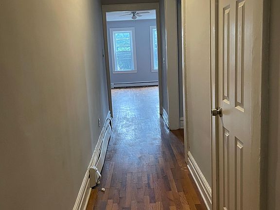 4th image of 532 Sanford Ave #6LB