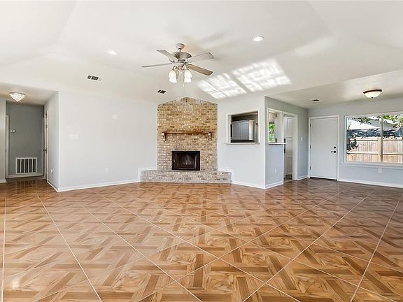 3rd image of 2717 Virginian Colony Ave