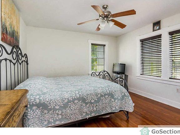 5th image of 919 32nd St