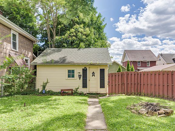 Garage and fenced in yard