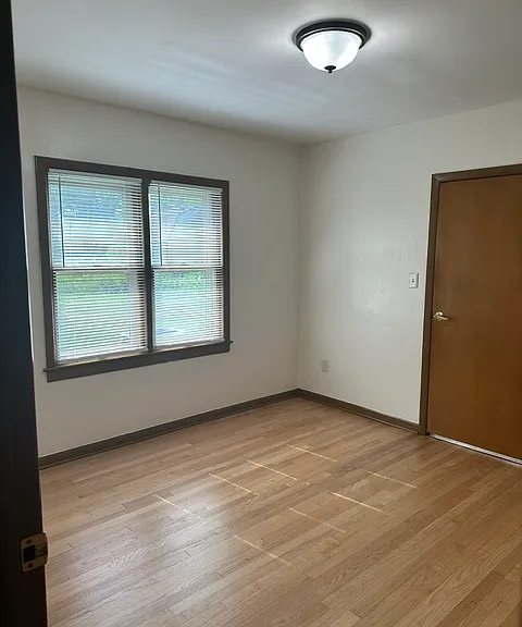 2315 S Lombardy Ln — Photo 13