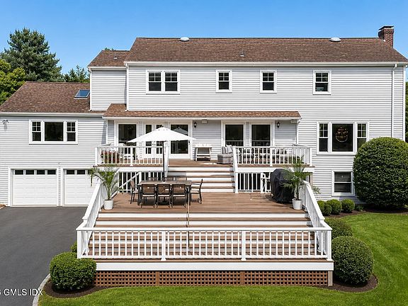 5th image of 11 Butternut Hollow Rd