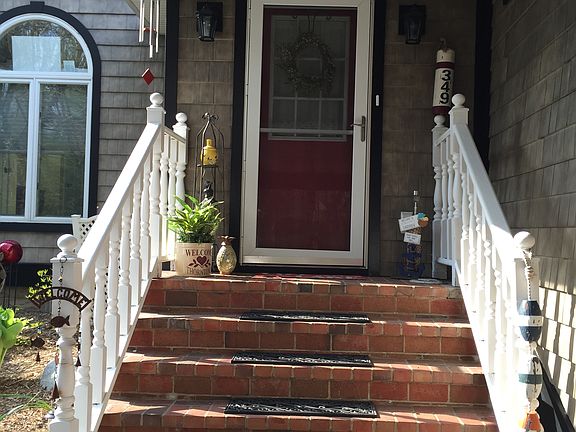 2nd image of 11131 Marquette Dr