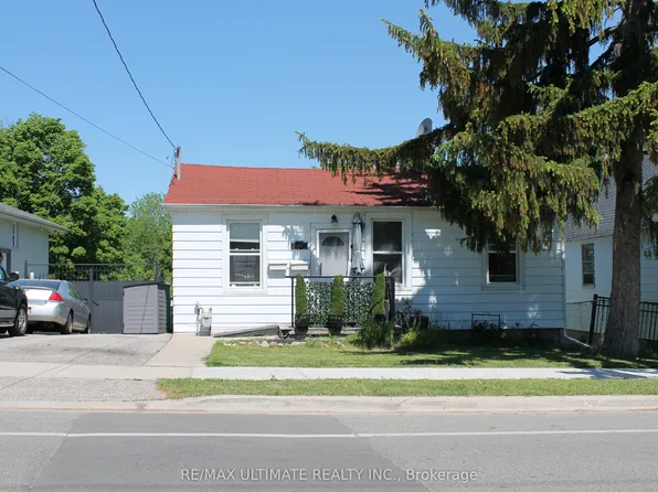 397 Atwater Ave, Mississauga, ON L5G 2A2
