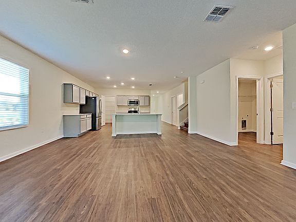 3rd image of 4389 Seven Canyons Dr