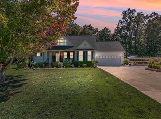 420 Nikki Ln, Paris, TN 38242