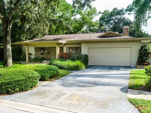 117 Rosewood Dr, Palm Harbor, FL 34685