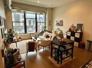 4752 N Racine Ave #201A, Chicago, IL 60640