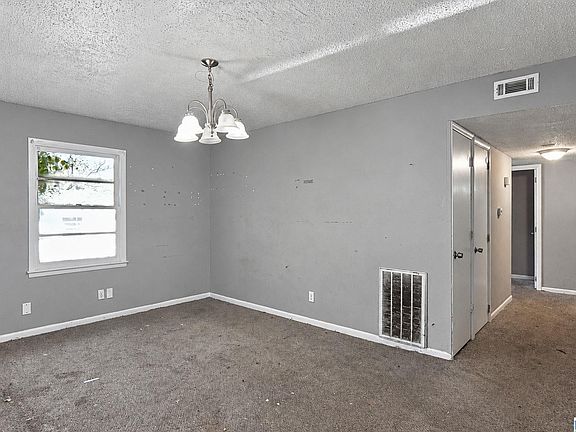 3rd image of 1709 4th Pl NW