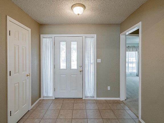 3rd image of 6614 Brentwood Ave
