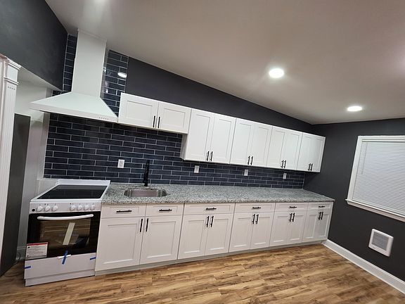 3rd image of 4317 Elizabeth St