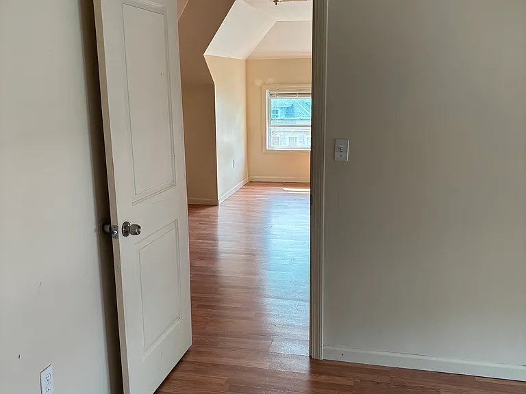 258 N Main St #3 — Photo 8
