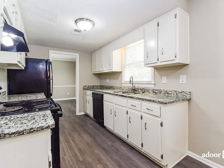 4087 Hunt Way — Photo 5