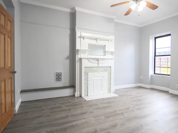 446 Bainbridge Street image 5 of 17