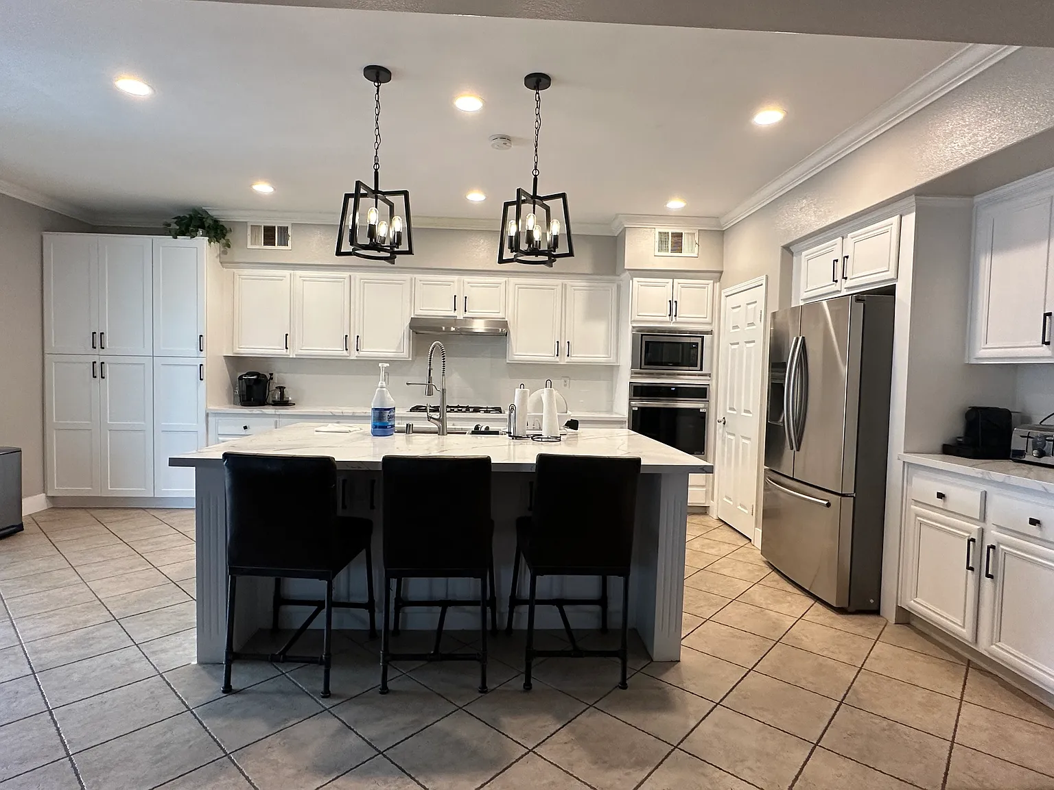 13885 Camp Rock St — Photo 2