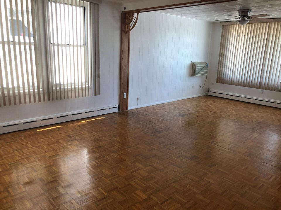 1st image of 2980 Lawton Ave #1