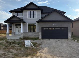 2466 Partington Ave, Windsor, ON N9E 3A8