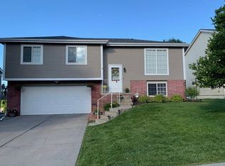 6613 N 112th St, Omaha, NE 68164