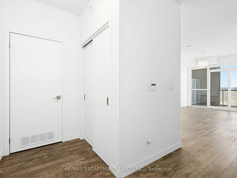 2081 Fairview St #1507 — Photo 5