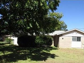 2nd image of 628 Oceanview Dr