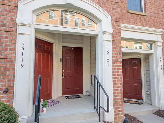 3rd image of 15121 Leicestershire St