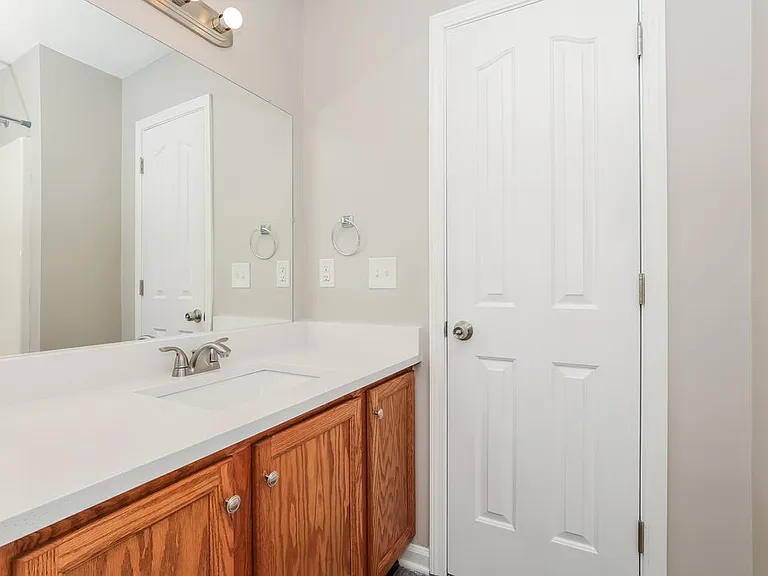 1283 Tiree Dr — Photo 15