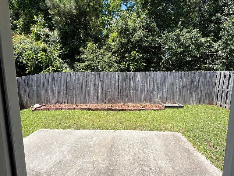6027 Sanibel Dr — Photo 11