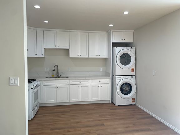 5th image of 121 1/2 W Avenue 43 #3