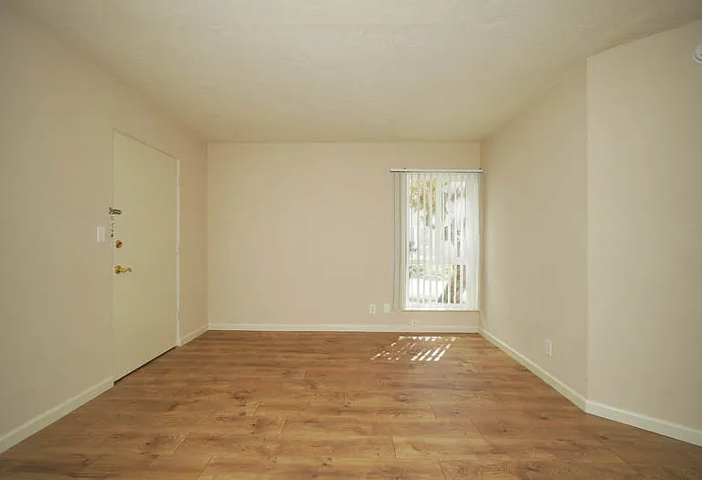 415 - 425 S Bernardo Avenue — Photo 4