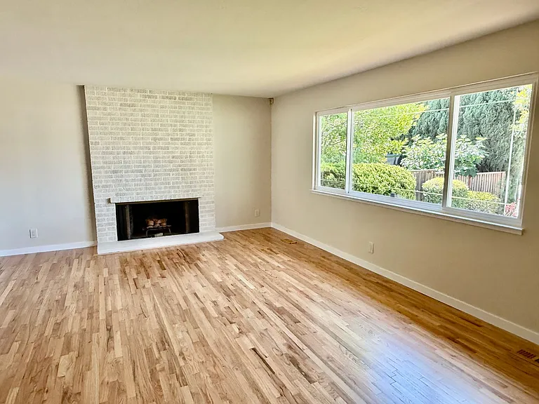 1123 Lillick Dr — Photo 5