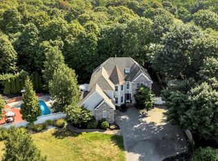 60 Old Plymouth Rd, Bourne, MA 02532