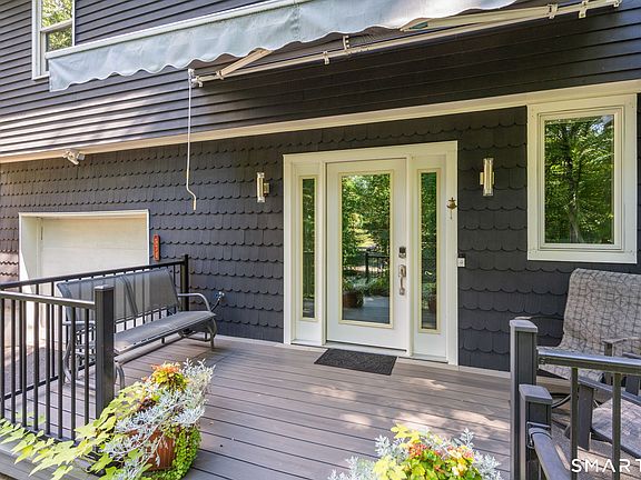 4th image of 574 Belden Hill Road