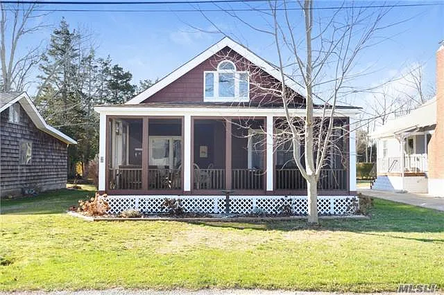 4 bed, 1.5 bath, 1824 sqft, $3,500 — Photo 1