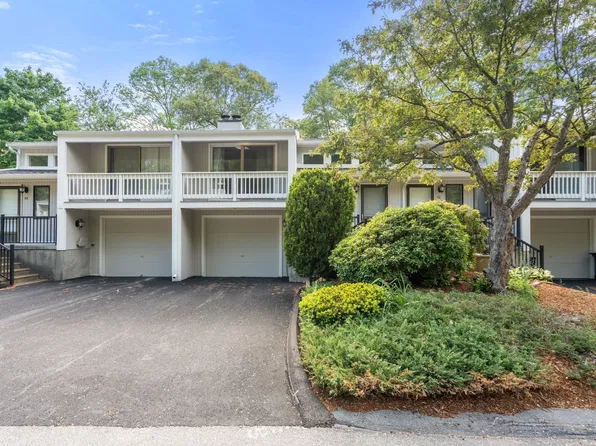50 Londonderry Rd, Grafton, MA 01519