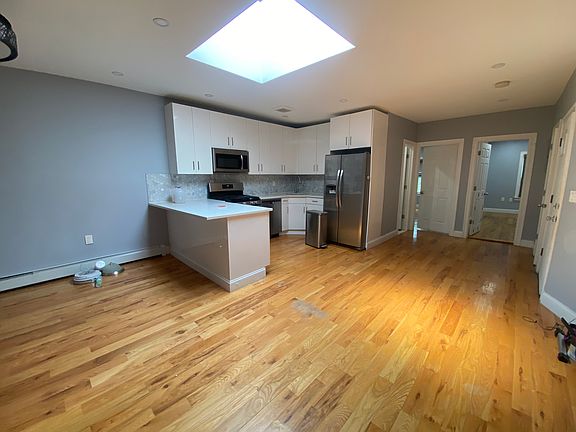 2nd image of 12208 Montauk St #2