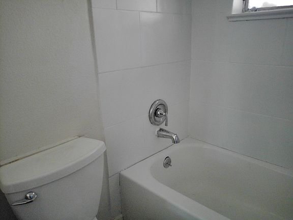 2nd image of 3285 N Jasmine St APT B