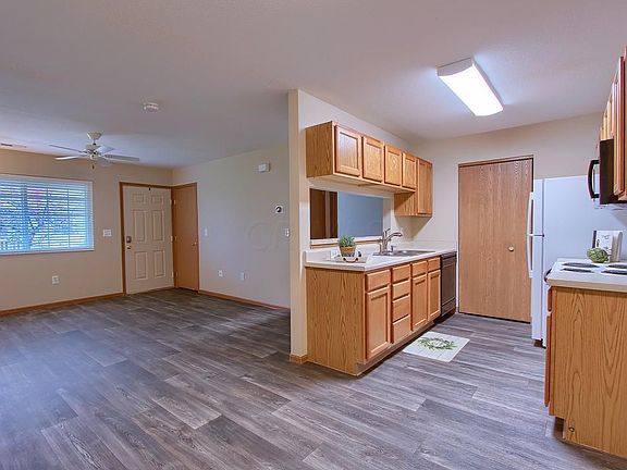 4th image of 4282 Wincove Dr