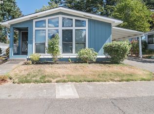 17460 NE Glisan St #11, Portland, OR 97230