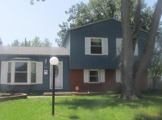 21 Barclay Ct, Decatur, IL 62526