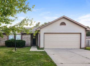 140 Park Place Blvd, Avon, IN 46123